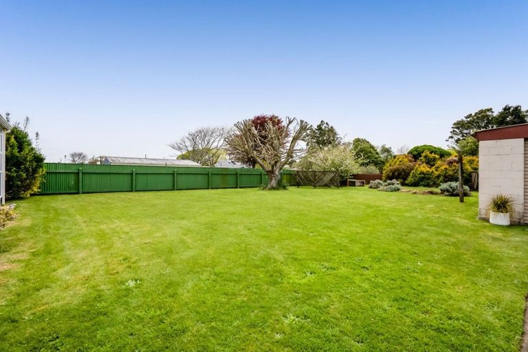 Photo of property in 6 Graham Street, Eltham, 4322