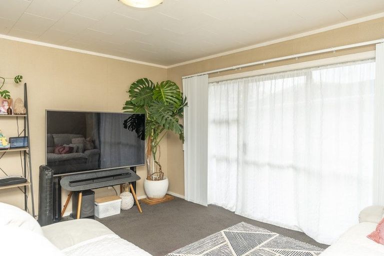 Photo of property in 2/6 Snead Place, Hamilton East, Hamilton, 3216