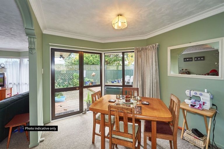 Photo of property in 7a Carow Street, Palmerston North, 4410