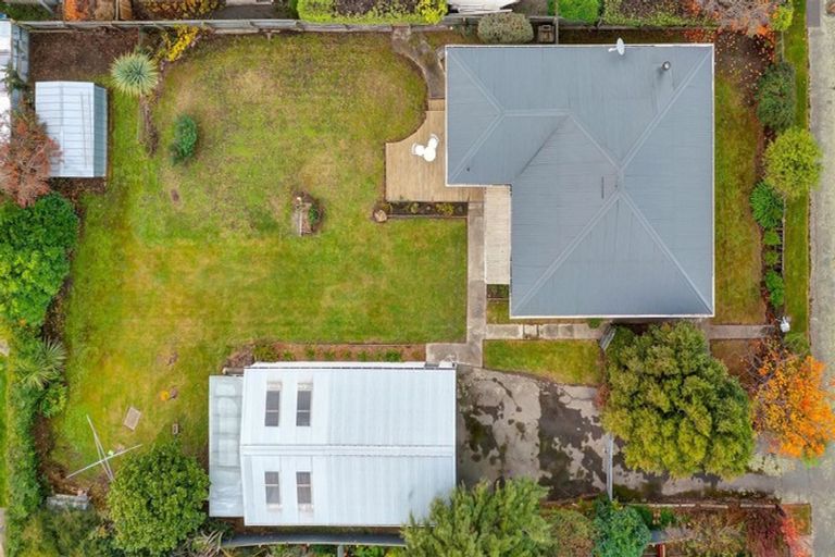 Photo of property in 21 Courage Road, Amberley, 7410