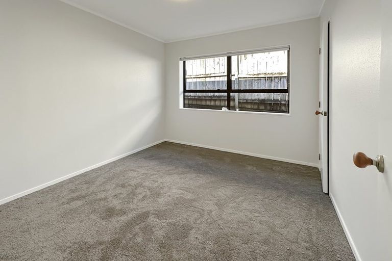 Photo of property in 238a Bucklands Beach Road, Bucklands Beach, Auckland, 2012