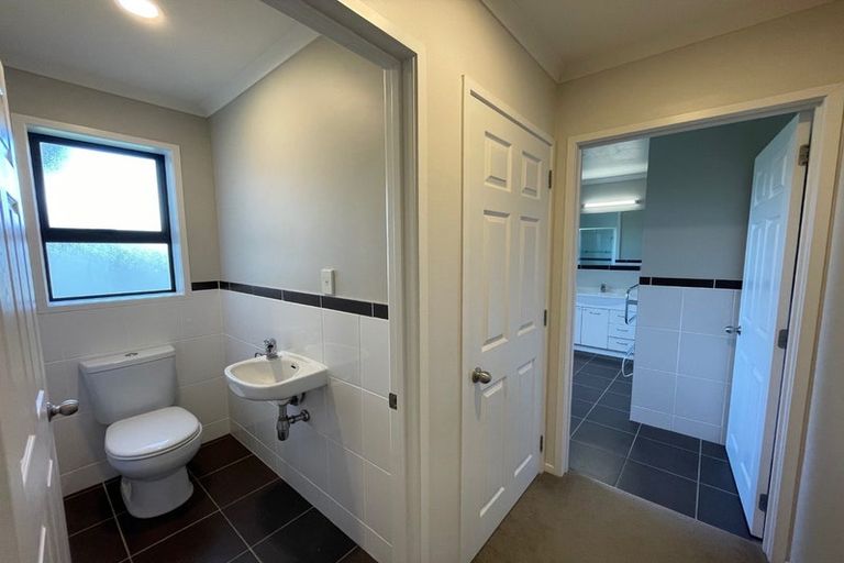 Photo of property in 63 Pyle Road West, One Tree Point, 0118