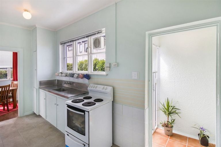 Photo of property in 5 Huia Street, Riccarton, Christchurch, 8041