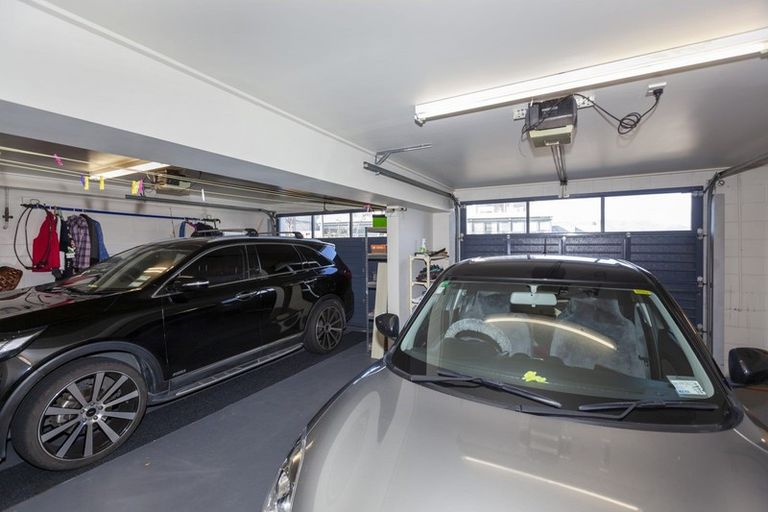 Photo of property in 379 Kapiti Road, Paraparaumu Beach, Paraparaumu, 5032