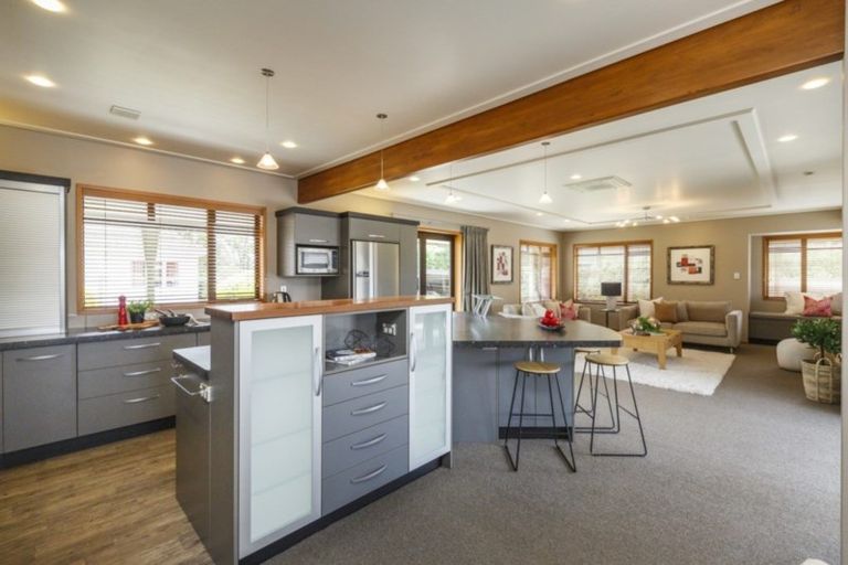 Photo of property in 37 East Street, Terrace End, Palmerston North, 4410