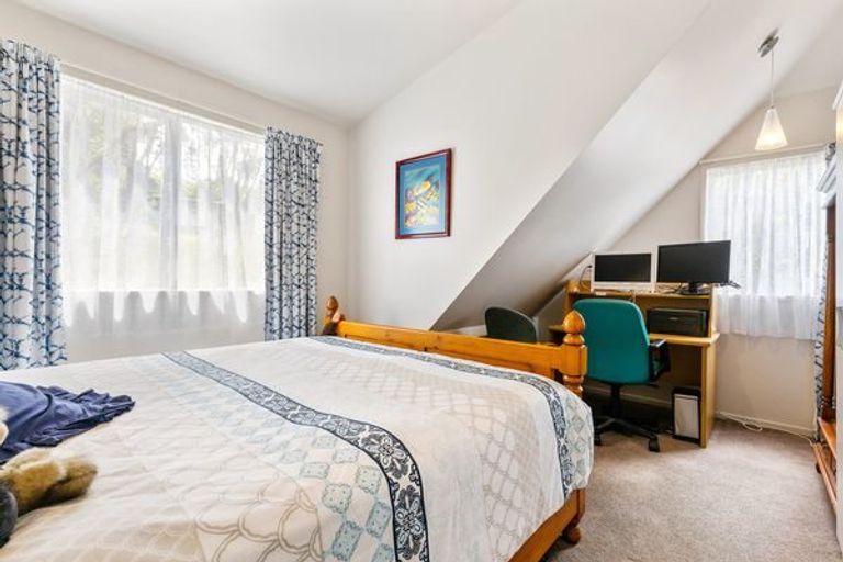 Photo of property in 47b Noeleen Street, Glenfield, Auckland, 0629