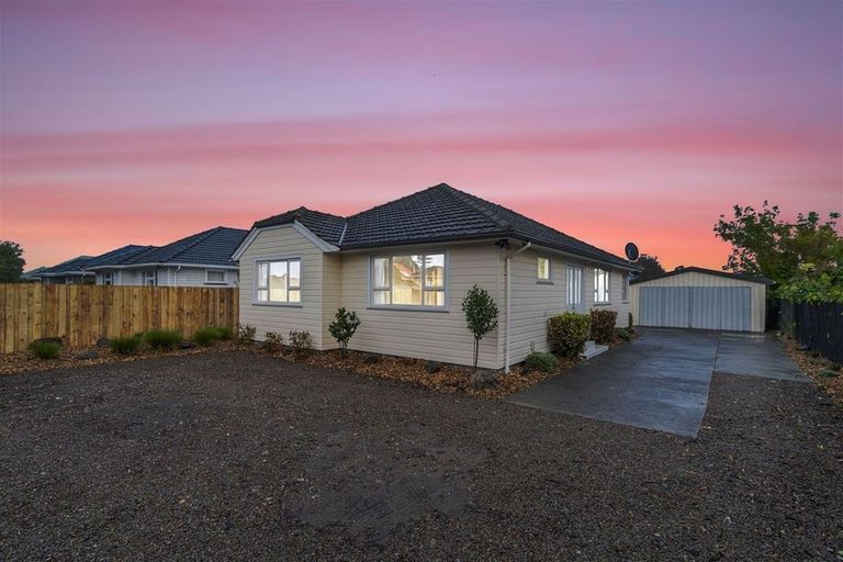 Photo of property in 149 Wainoni Road, Avondale, Christchurch, 8061