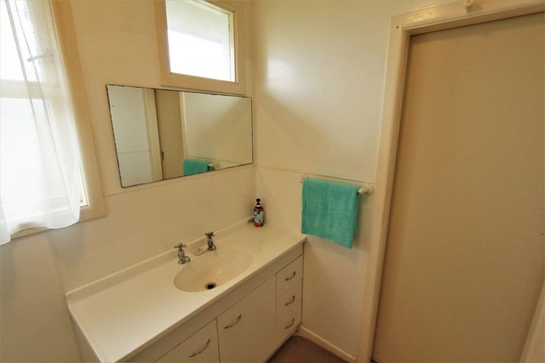 Photo of property in 26 Tarapunga Place, Tokoroa, 3420