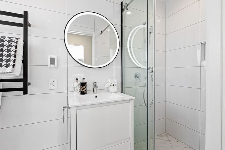 Photo of property in 39 Stanmore Bay Road, Stanmore Bay, Whangaparaoa, 0932