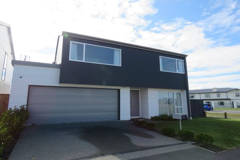 Photo of property in 11 George Square West, Wigram, Christchurch, 8025