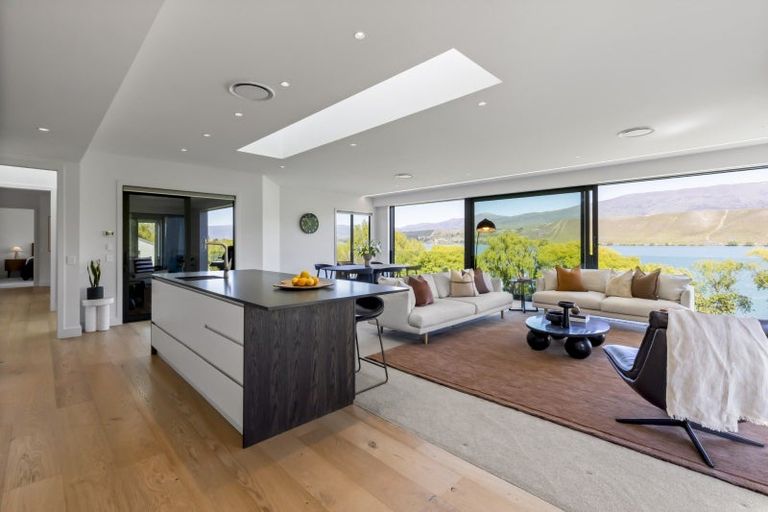 Photo of property in 485 Tarras-cromwell Road, Northburn, Cromwell, 9383