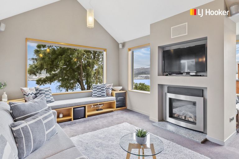 Photo of property in 17 Cornwall Street, Vauxhall, Dunedin, 9013