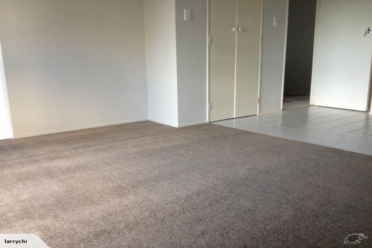 Photo of property in 2/38b Manuka Road, Glenfield, Auckland, 0629