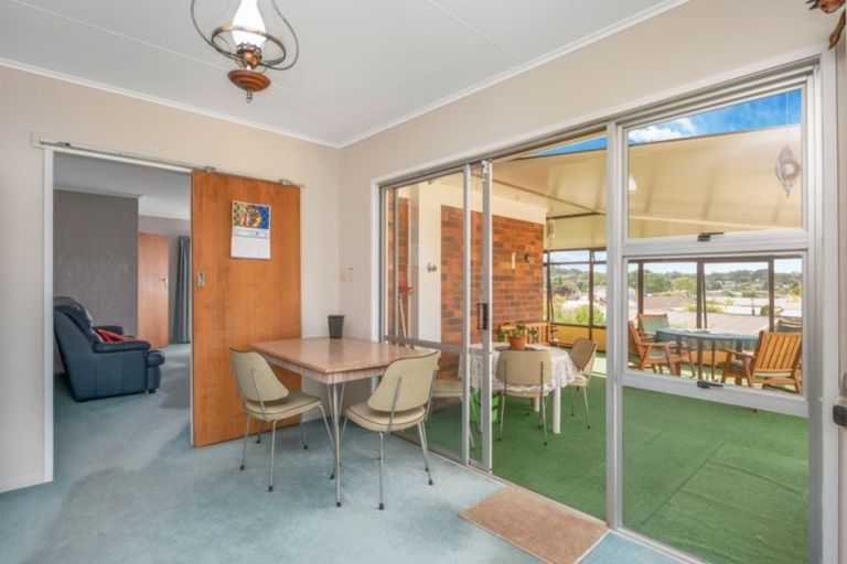 Photo of property in 4 Amanda Avenue, Dinsdale, Hamilton, 3204