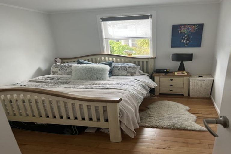 Photo of property in 2/4 Sydney Street, Hauraki, Auckland, 0622