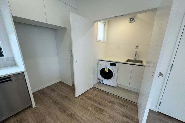 Photo of property in 11a Mawney Road, Henderson, Auckland, 0610