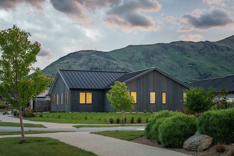 Photo of property in 26 Campbell Road, Wanaka, 9305