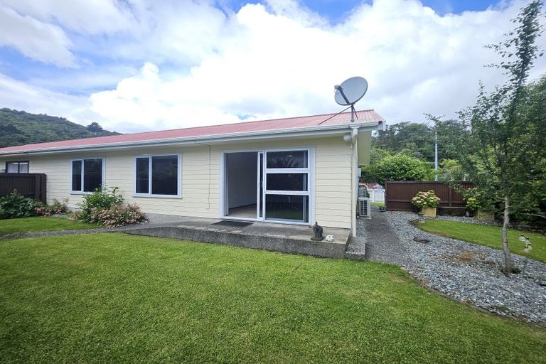 Photo of property in 4 Lydia Street, Greymouth, 7805