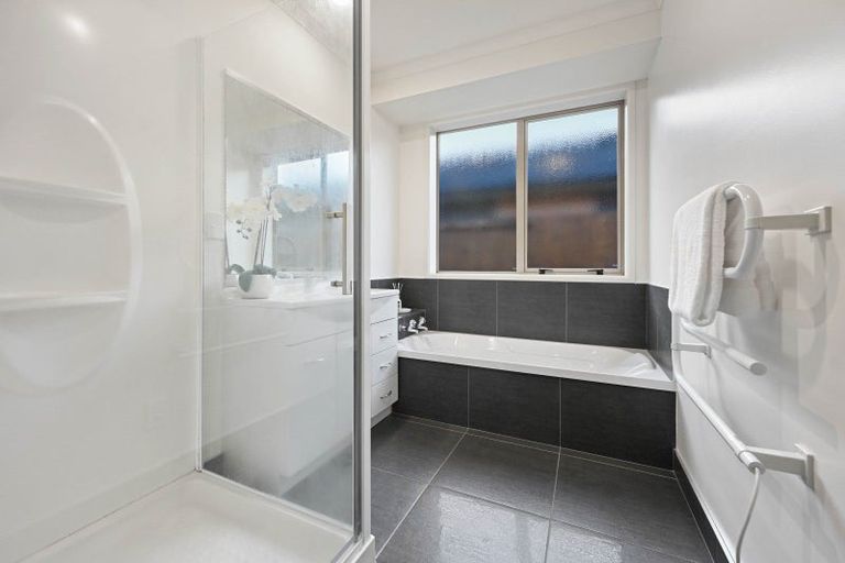 Photo of property in 9 Saint Johns Avenue, Hamilton East, Hamilton, 3216