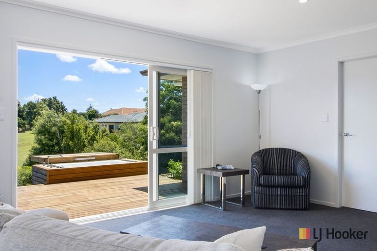 Photo of property in 38 Noble Johnston Drive, Katikati, 3129