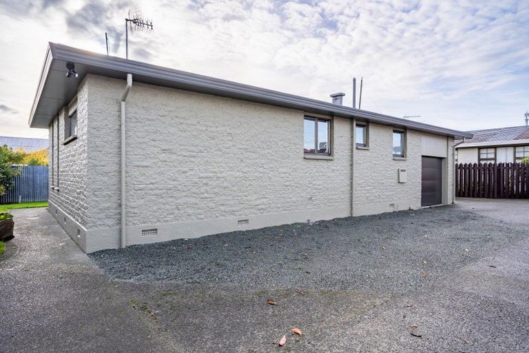 Photo of property in 219b Park Street, Winton, 9720