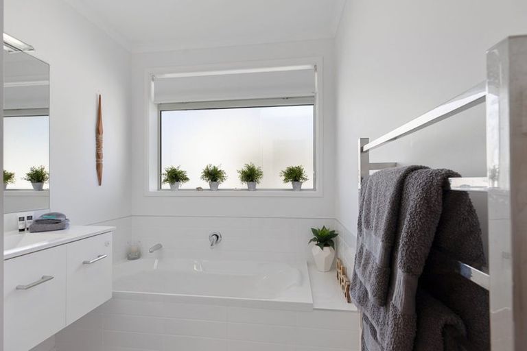 Photo of property in 9 Santa Maria Key, Papamoa Beach, Papamoa, 3118