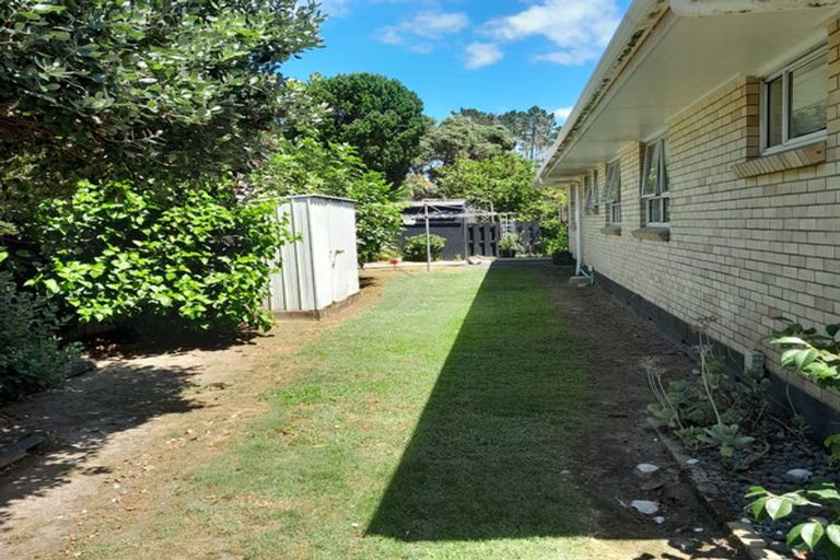 Photo of property in 1/2 Wahanui Walk, Ruakaka, 0116