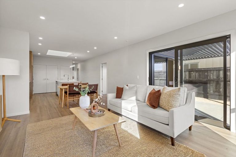 Photo of property in 1/15 Anurangi Rise, Peacocke, Hamilton, 3206