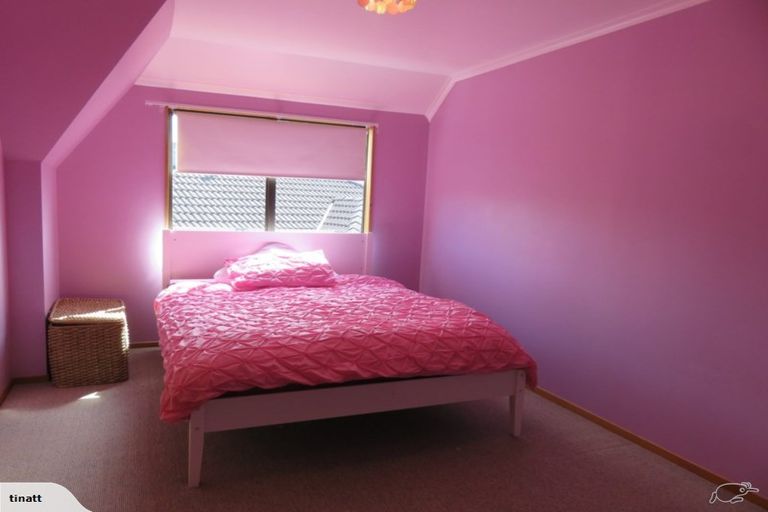 Photo of property in 3 Pahiatua Street, Hokowhitu, Palmerston North, 4410