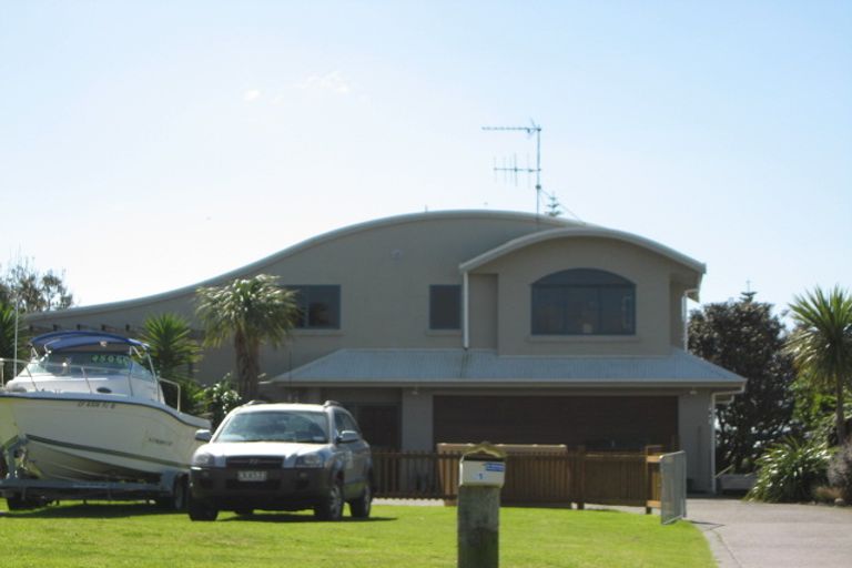 Photo of property in 319 Harbour Road, Ohope, 3121