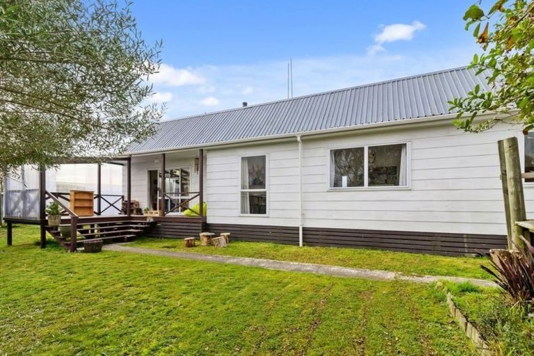 Photo of property in 9 Rewarewa Street, Owhata, Rotorua, 3010
