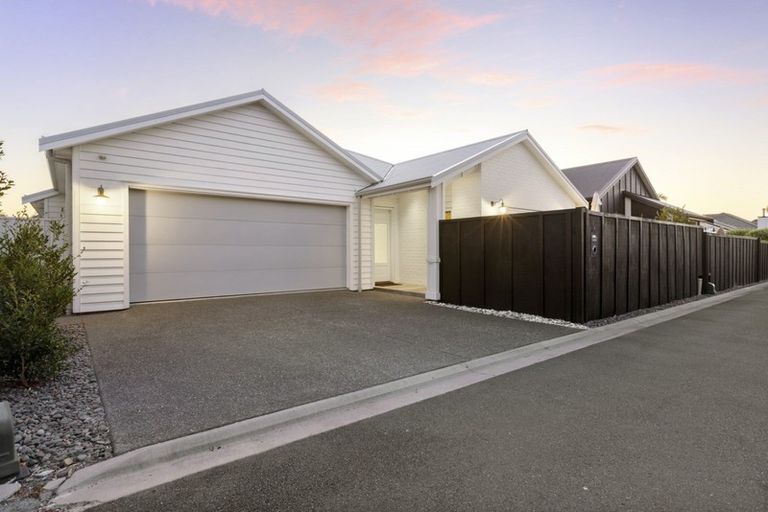 Photo of property in 6 Pebble Beach Way, Papamoa Beach, Papamoa, 3118