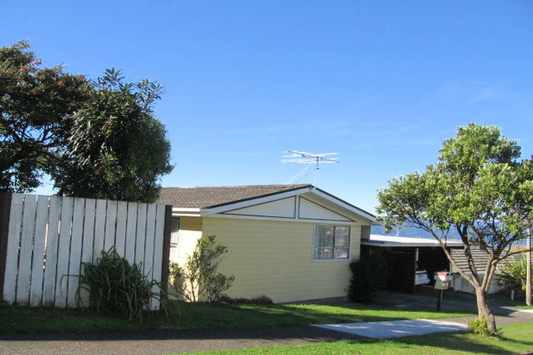 Photo of property in 26a Rajkot Terrace, Broadmeadows, Wellington, 6035