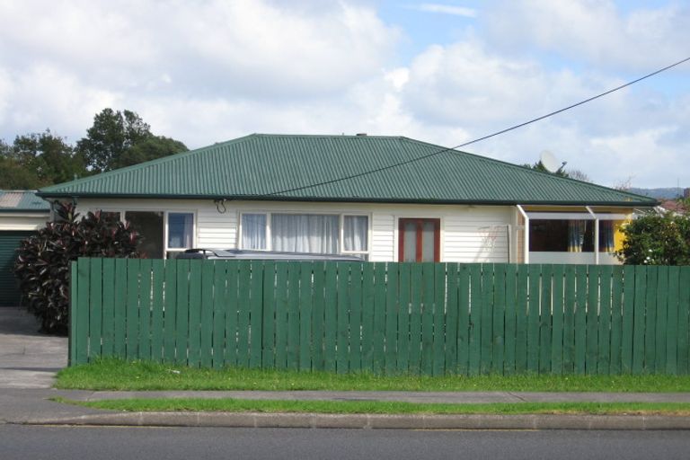 Photo of property in 123 Universal Drive, Henderson, Auckland, 0610