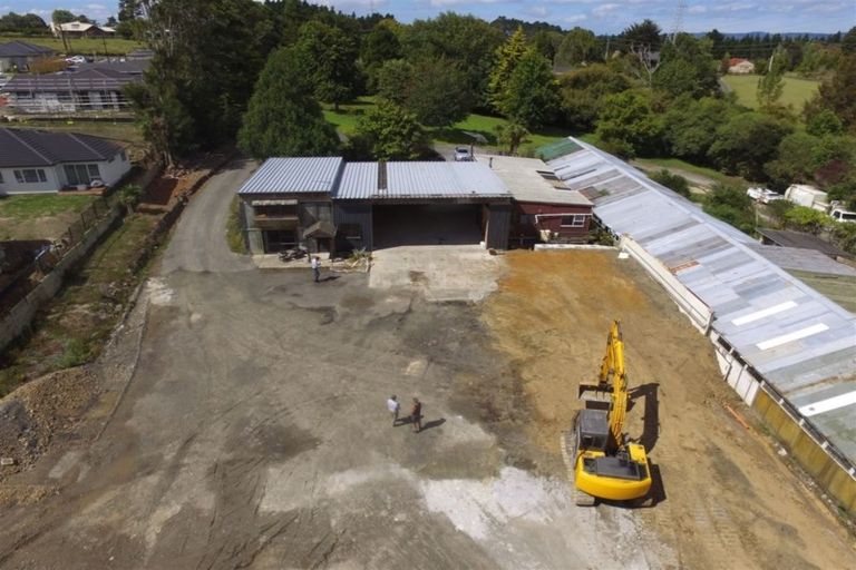 Photo of property in 103 Oraha Road, Kumeu, 0892