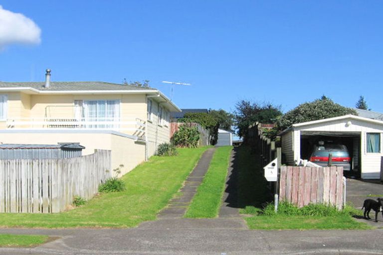 Photo of property in 3 Maytime Street, Clover Park, Auckland, 2023