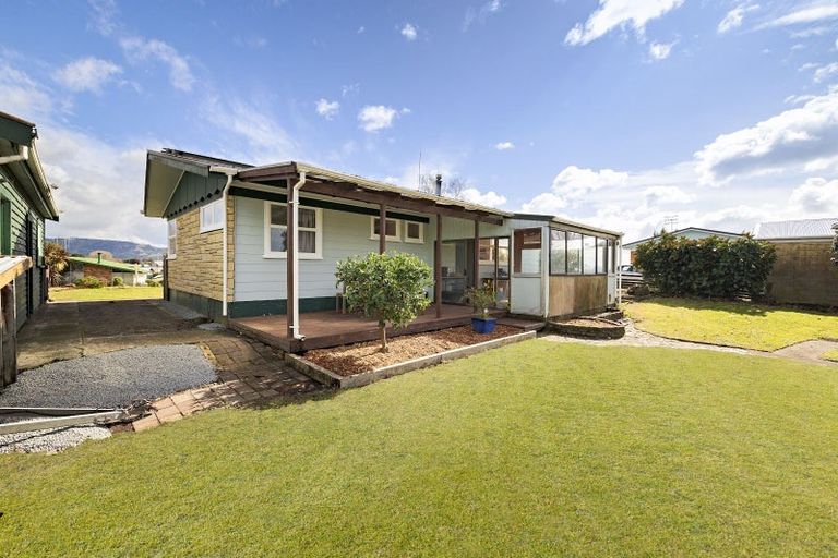 Photo of property in 41 Harris Street, Te Puke, 3119