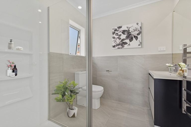 Photo of property in 7 George Mcwhirter Avenue, Massey, Auckland, 0614