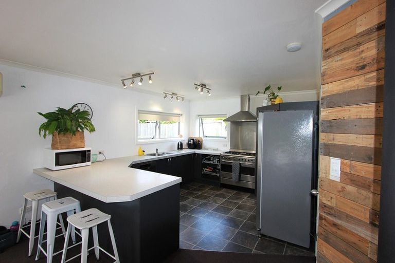 Photo of property in 2 Bidston Street, Outram, 9019