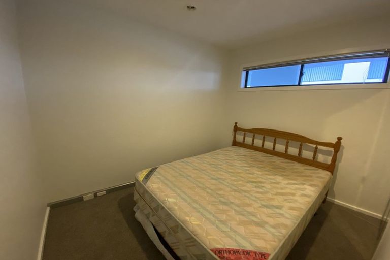 Photo of property in Atrium Towers, 7h/154 The Terrace, Wellington Central, Wellington, 6011