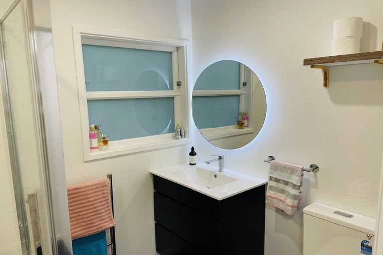 Photo of property in 5/147 Glenmore Street, Kelburn, Wellington, 6012