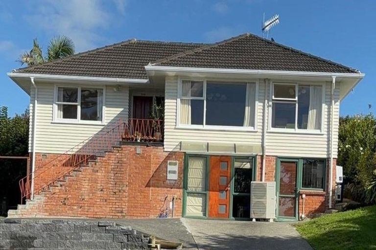 Photo of property in 99 Stottholm Road, Titirangi, Auckland, 0604