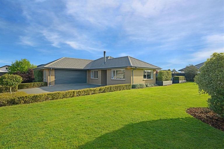 Photo of property in 7 Raymond Place, West Melton, 7618