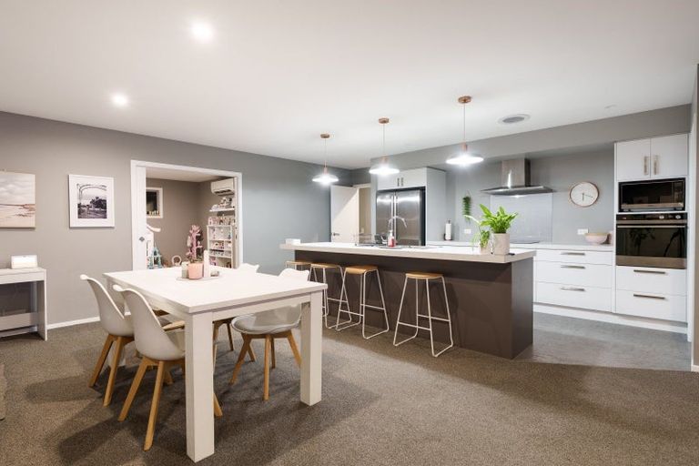 Photo of property in 27 Heathfield Drive, Mosgiel, 9024