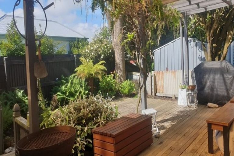 Photo of property in 215 Pomona Street, Strathern, Invercargill, 9812