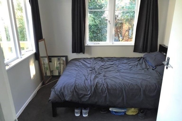 Photo of property in 11 Ribblesdale Road, Henderson, Auckland, 0612