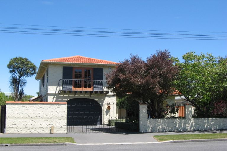 Photo of property in 405 Avonhead Road, Avonhead, Christchurch, 8042