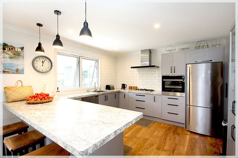 Photo of property in 9 Godwit Court, Foxton Beach, Foxton, 4815