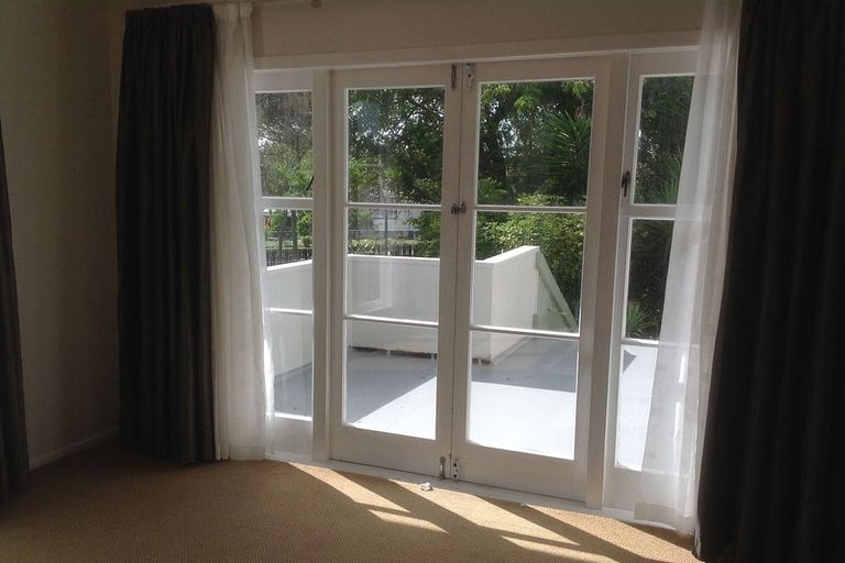 Photo of property in 23 Tamariki Avenue, Kelston, Auckland, 0602