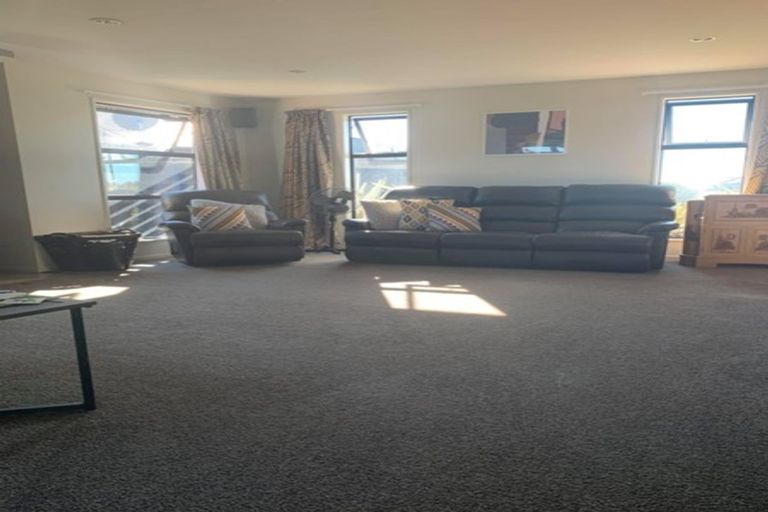 Photo of property in 14 Andesite Drive, Rolleston, 7614